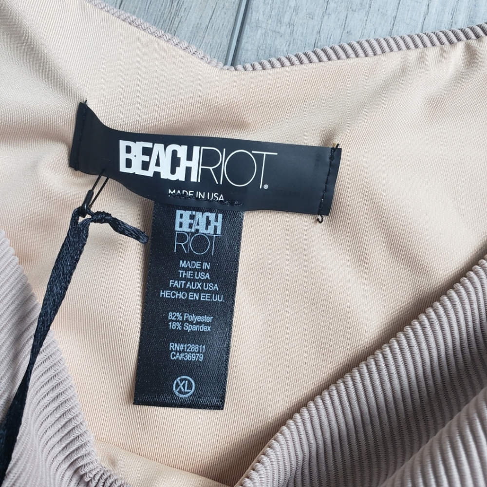 Beach Riot Bikini Set - Picture 6 of 7